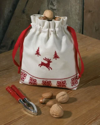 Kit da Ricamo Sacco di Noci 24 x 24 cm
