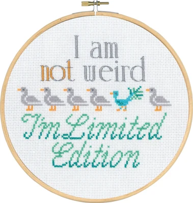 Kit da ricamo I'm not weird M5810/22 20 cm Ø