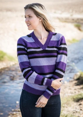 1660 Blusa a righe con scollo a V