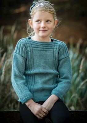 136-4 Maglia con motivo scanalature per bambini