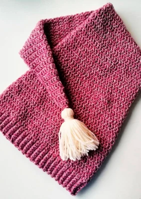 Cappello di Babbo Natale all'uncinetto