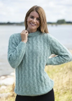 1751 Maglione modello giusto e sbagliato