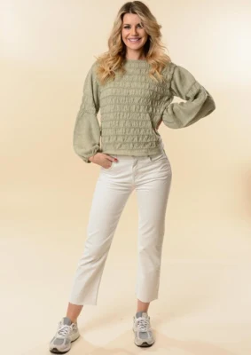1828 Bluse med rynkede striber