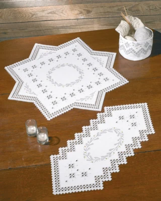 Kit Ricamo Corona Hardanger 28 x 67 cm