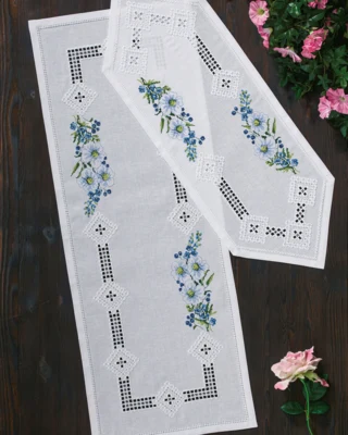 Kit ricamo Hardanger con fiori 30 x 83 cm