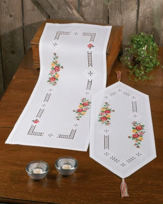 Kit Ricamo Hardanger con rose 30 x 82 cm