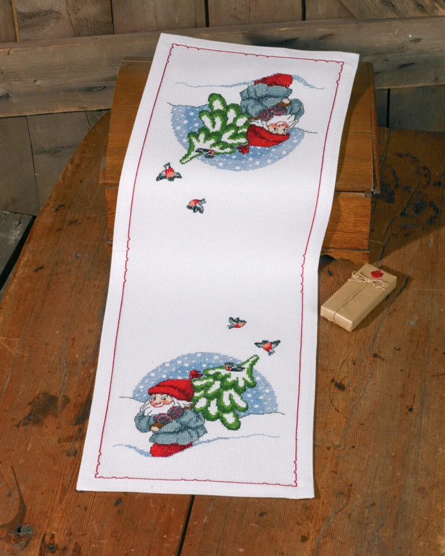 Kit da Ricamo Elfo con Albero di Natale 34 x 94 cm