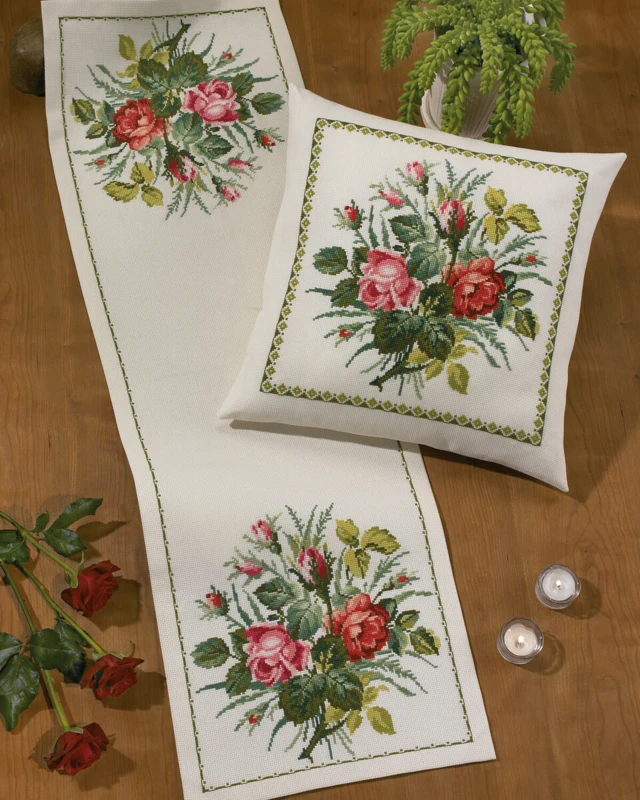 Kit per Ricamo Rose Rosa e Rosse 43 x 43 cm