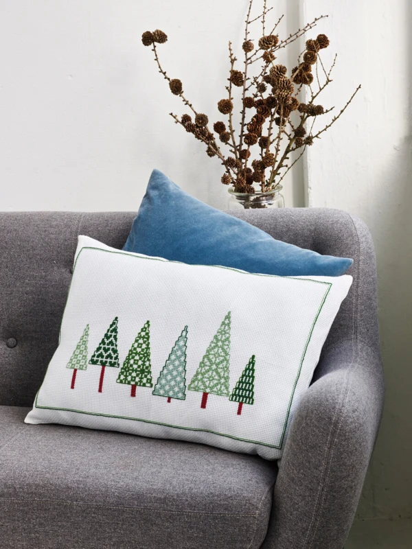 Kit da ricamo Alberi di Natale 58 x 40 cm