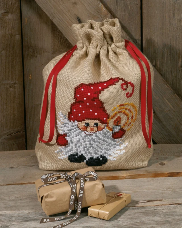 Kit per ricamo Folletto con luce 39 x 55 cm