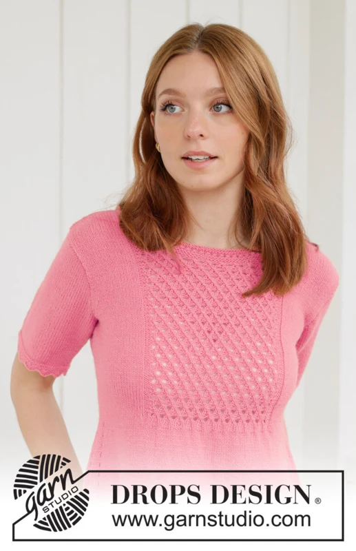 267-36 Strawberry Pie Tee by DROPS Design