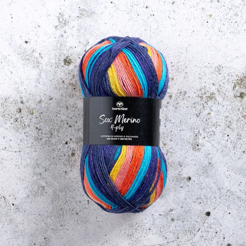 Svarta Fåret Sox Merino 4 ply 22 Santi blu