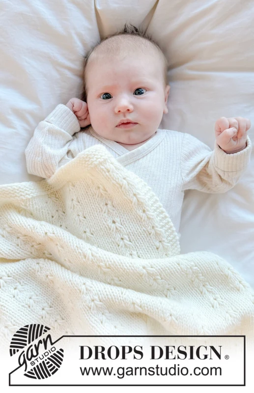 51-8 Snuggle Mist Blanket by DROPS Design