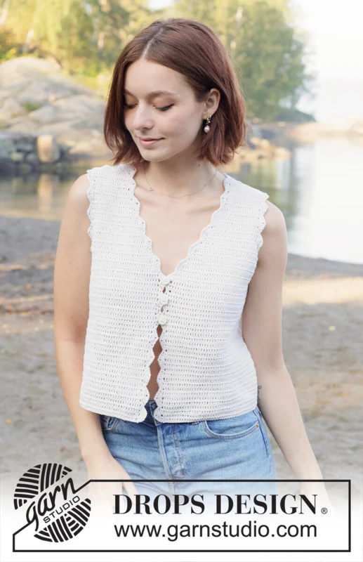 257-32 Scallop Bliss Vest by DROPS Design