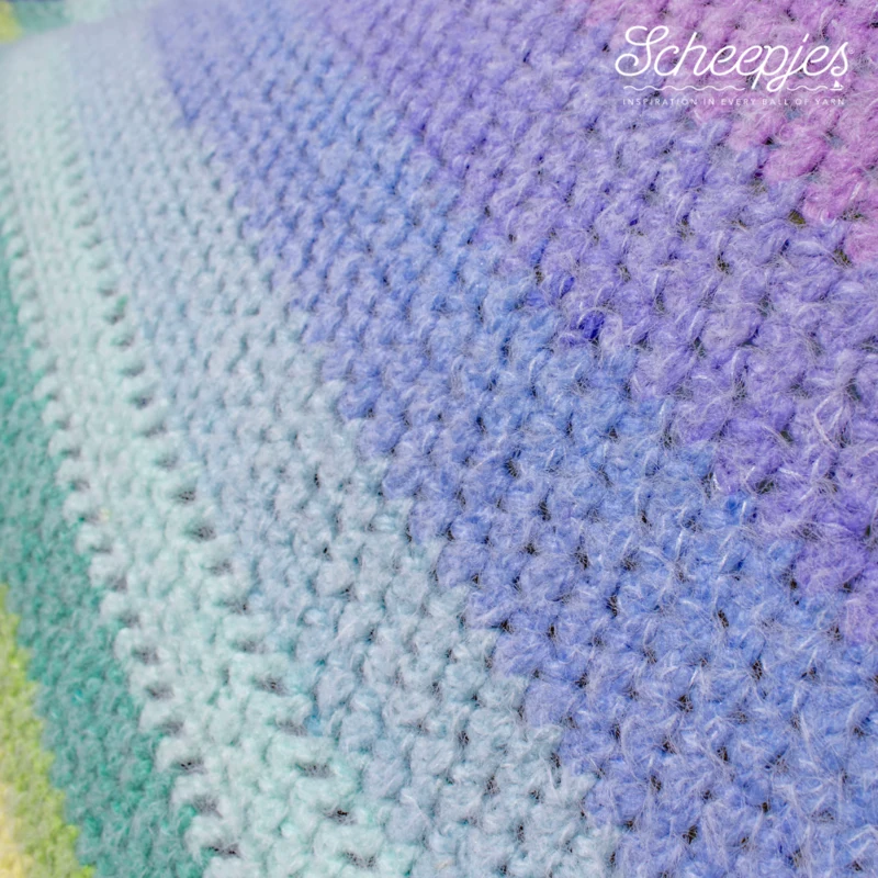 14187 Scheepjes Snow Day Shawl