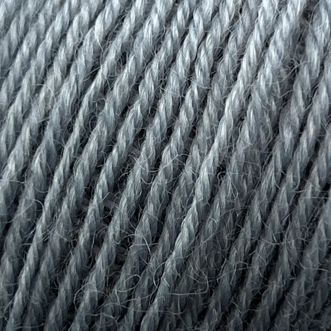 Onion Nettle Sock Yarn 1018 Grigio chiaro