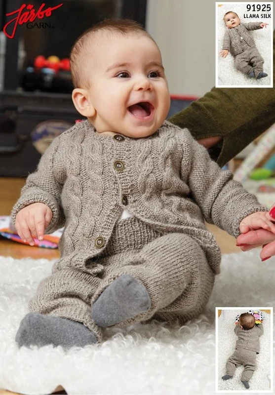 91925 Babycardigan e pantaloni