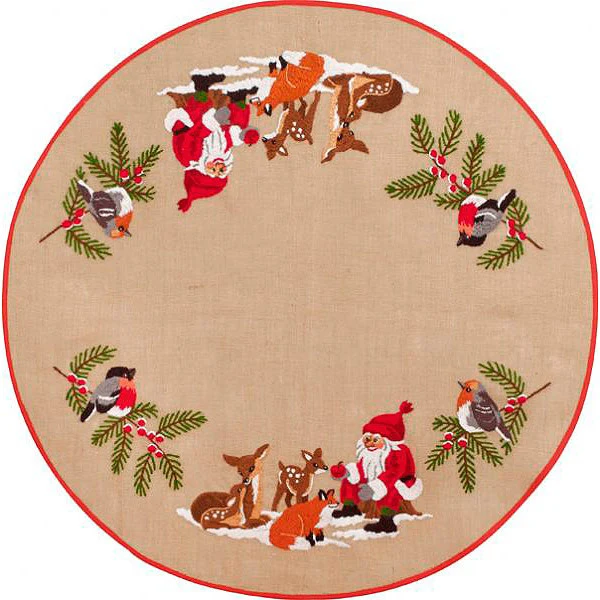 Juletræstræppe Broderikit I skoven