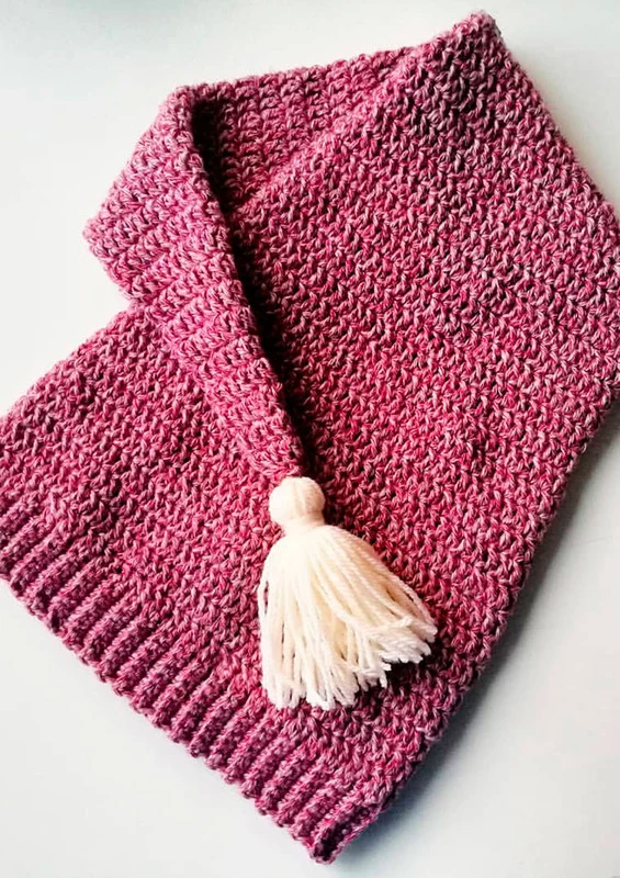 Cappello di Babbo Natale all'uncinetto