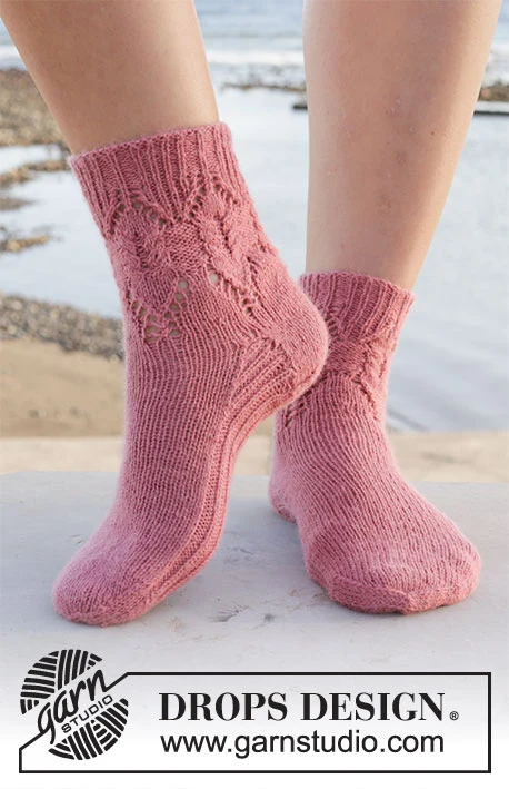 209-26 Rose rampicanti di DROPS Design