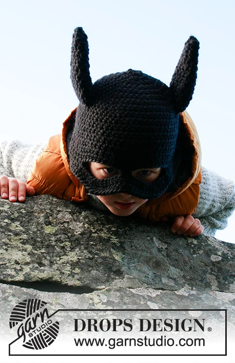 37-25 Bat Hat by DROPS Design