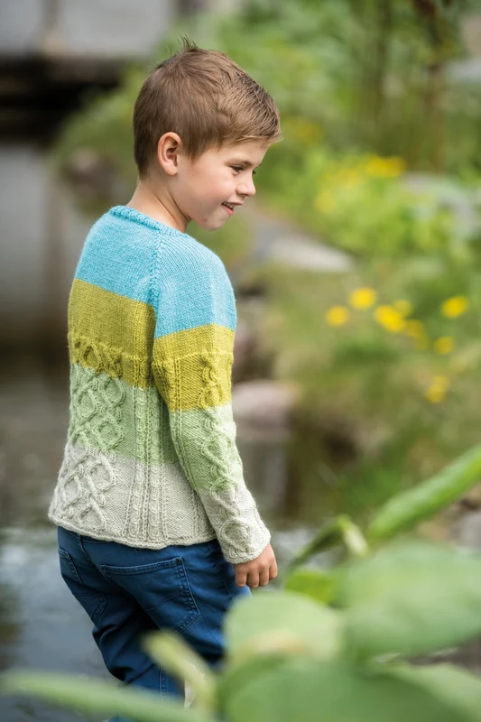 92444 Mollys Twist - Barnegenser med Fletter