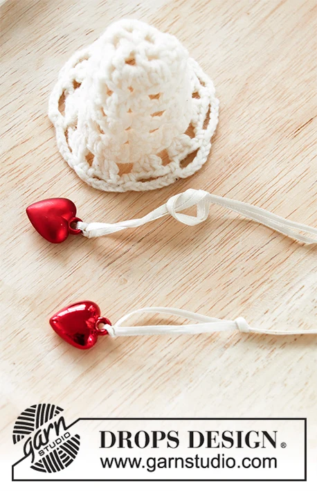 0-1446 Jingle Bells by DROPS Design