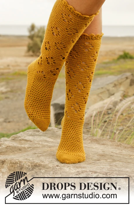0-1242 Walking on Sunshine by DROPS Design