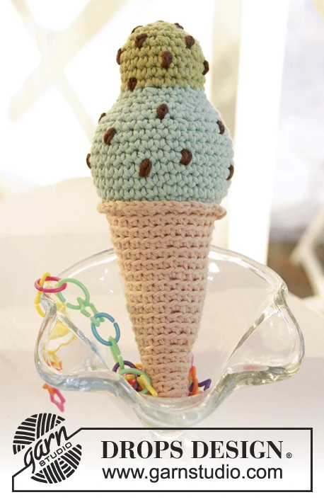24-4 Mint & Pistachio by DROPS Design