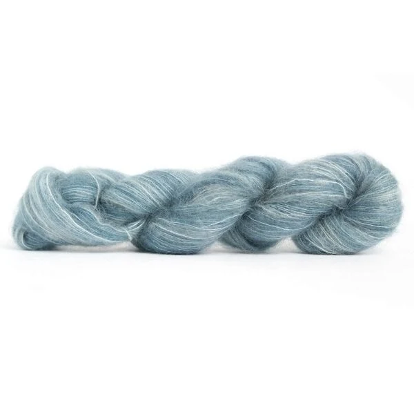 Manos Del Uruguay Cabrito R7378 Sale marino