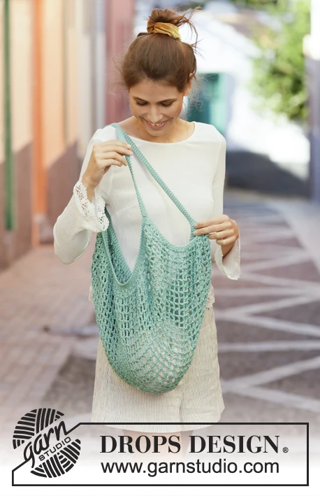 202-40 Hedera Tote by DROPS Design