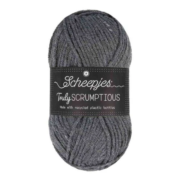 Scheepjes Truly Scrumptious  380 Black Sesame Muffin