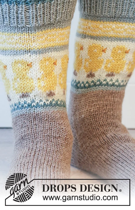 224-35 Dancing Chicken Socks by DROPS Design