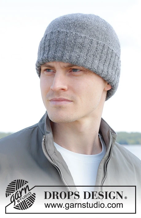 246-33 Grenivik Hat by DROPS Design