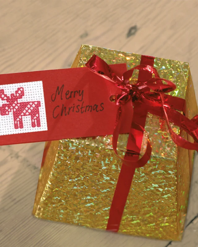 Kit di Ricamo Etichette Regalo 8 x 4 cm