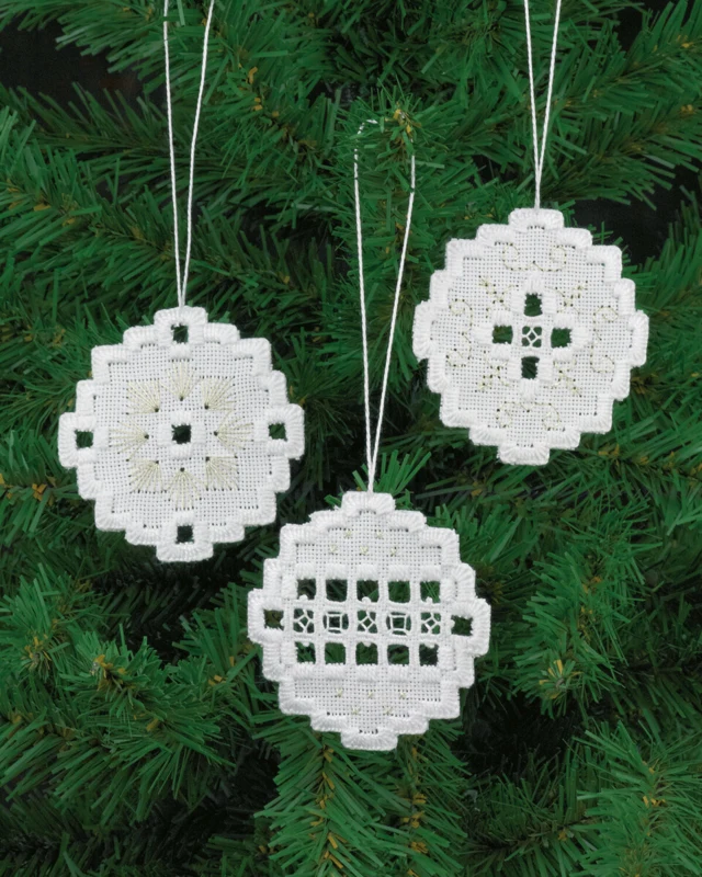 Kit Ricamo Hardanger Sfere x3 Ø 7 cm