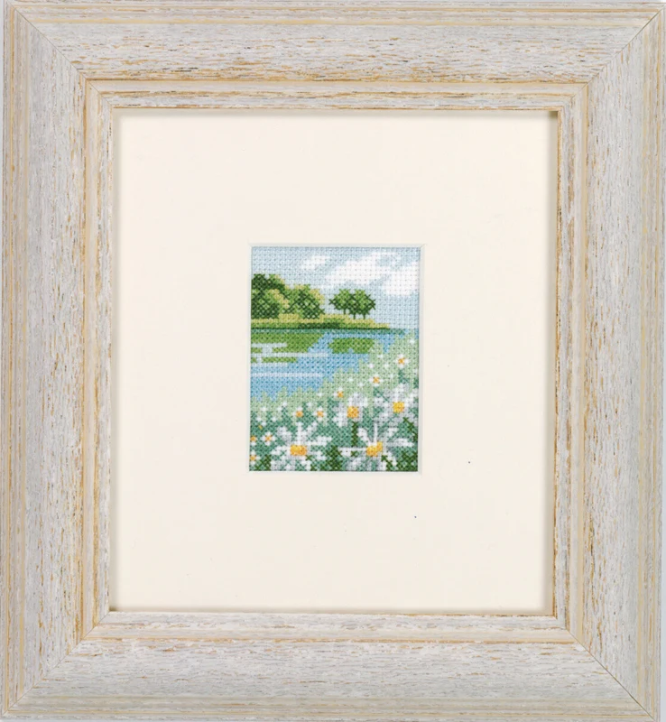 Kit Ricamo Margherita Campo 6,5 x 5 cm