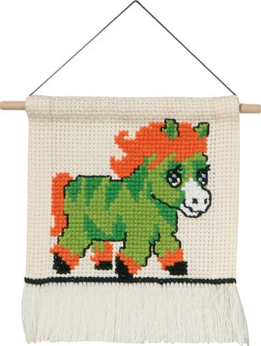 Kit per ricamo MFK pony verde 5119/18 16x18 cm