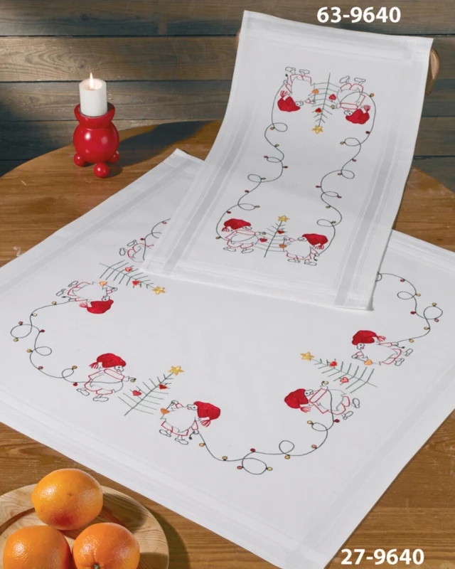 Kit Ricamo Decorazioni di Natale 80 x 80 cm
