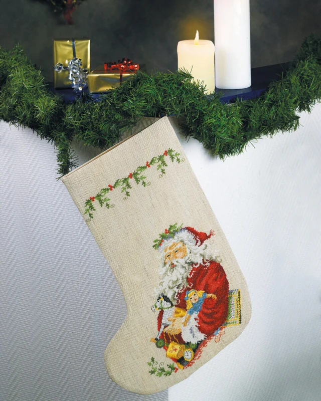Kit da ricamo Calza di Natale con Babbo Natale 29 x 44 cm
