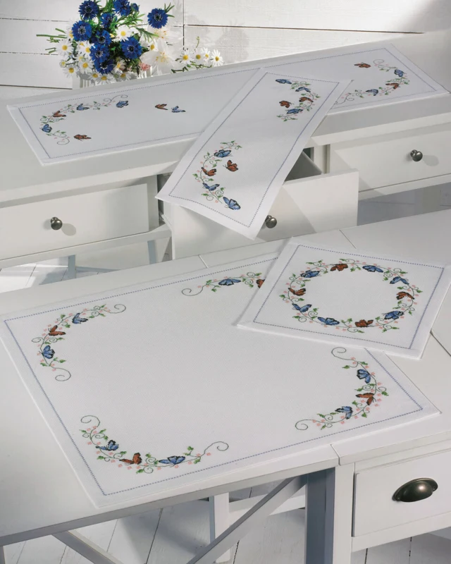 Kit per Ricamo Farfalle 23 x 67 cm