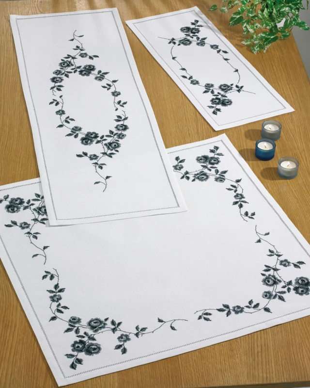 Kit da Ricamo Rose Rampicanti in Grigio 25 x 61 cm