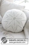 Cuscino a fiori bianchi di DROPS Design