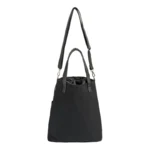 Borsa in filato con tracolla, nera